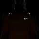 Nike T-Shirt Running Rise 365 Vivid Sulfur Reflective Argento Uomo