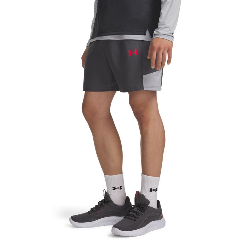 Under Armour Shorts Sportivi Tech Woven Grigio Uomo